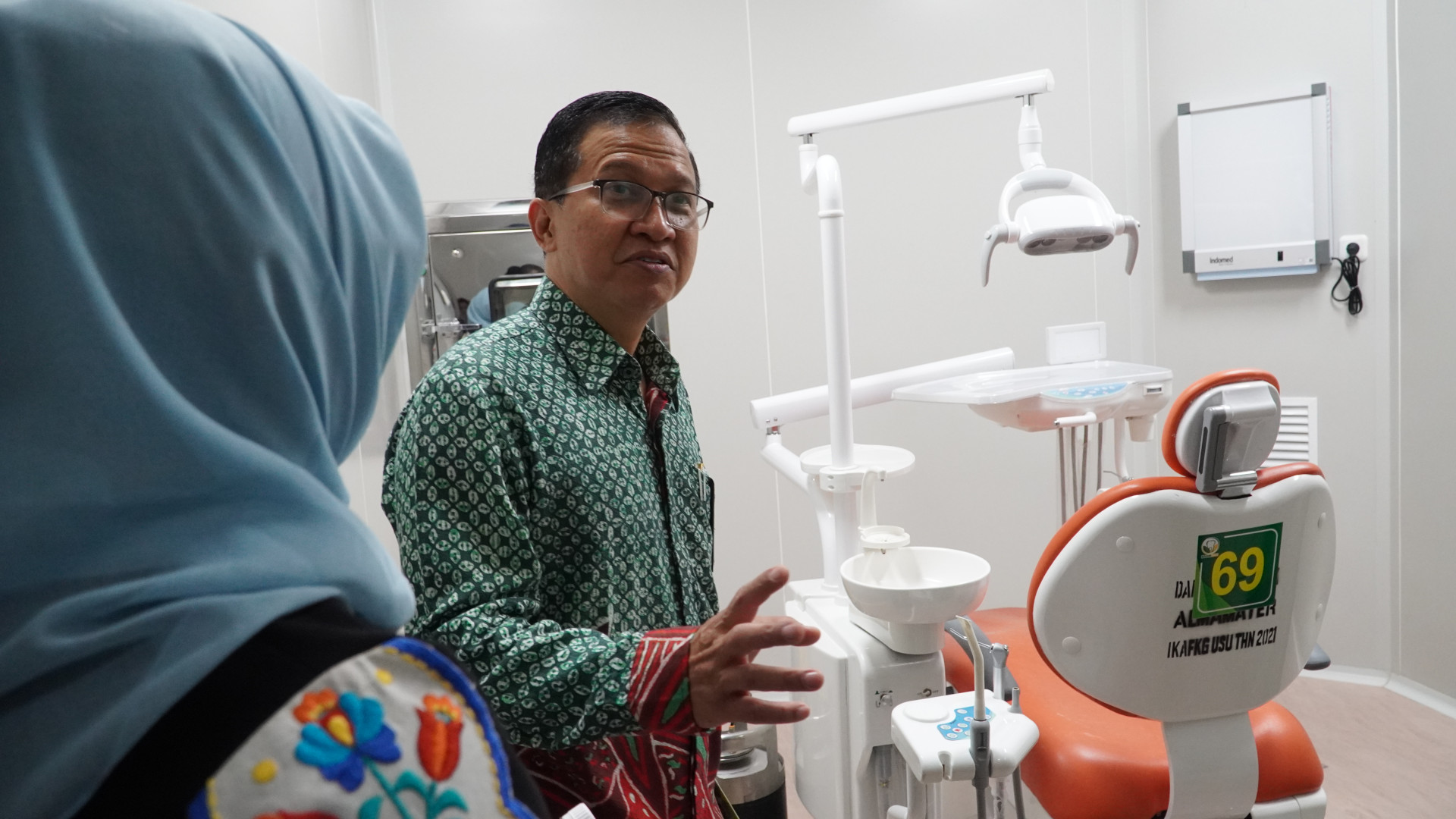 Kunjungan Asesor LAM-PTKes ke RSGM untuk Akreditasi Program Pendidikan Doktor Gigi Spesialis Konservasi FKG USU