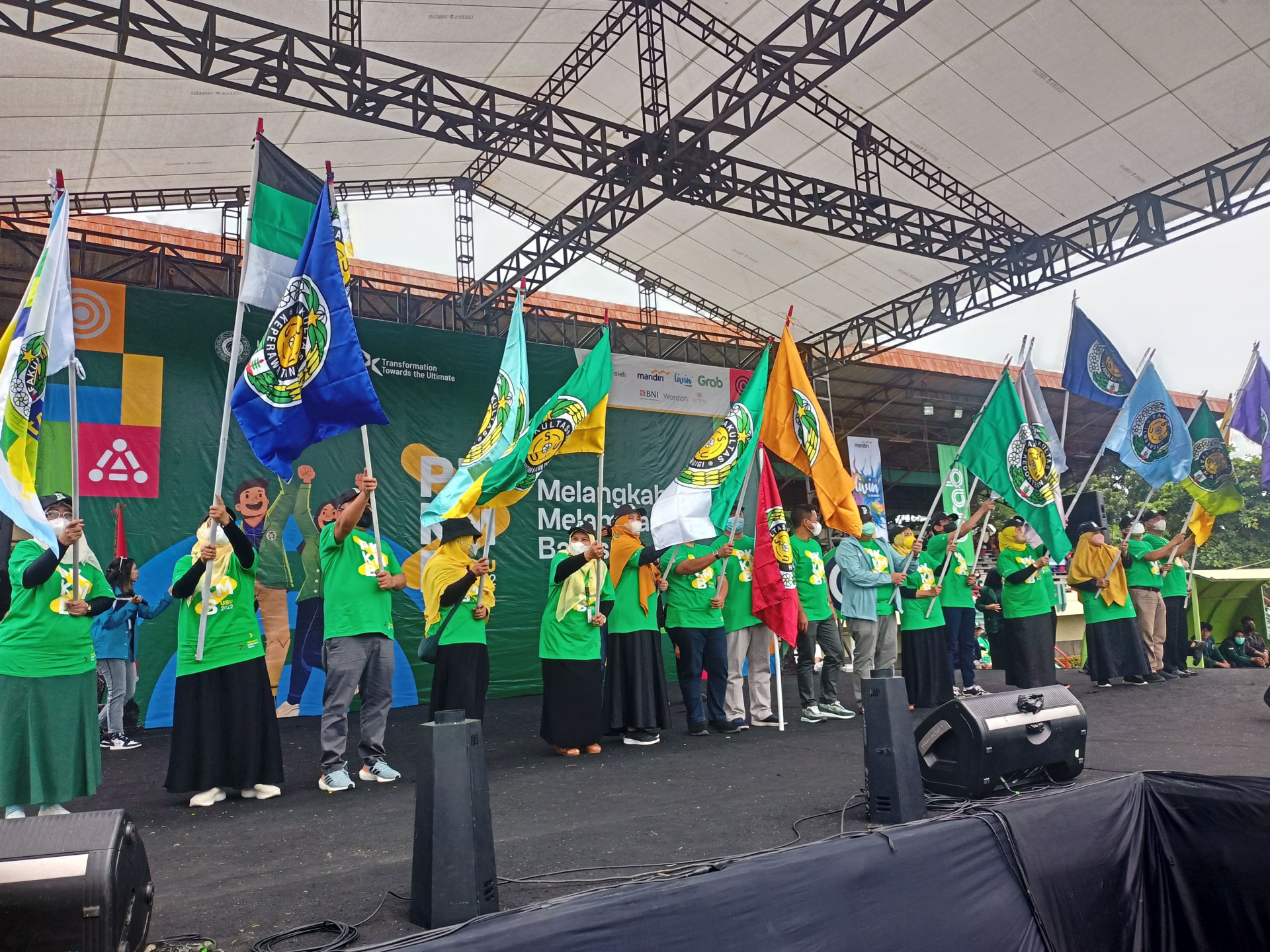 CARAOSEL BANNER FMIPA 6