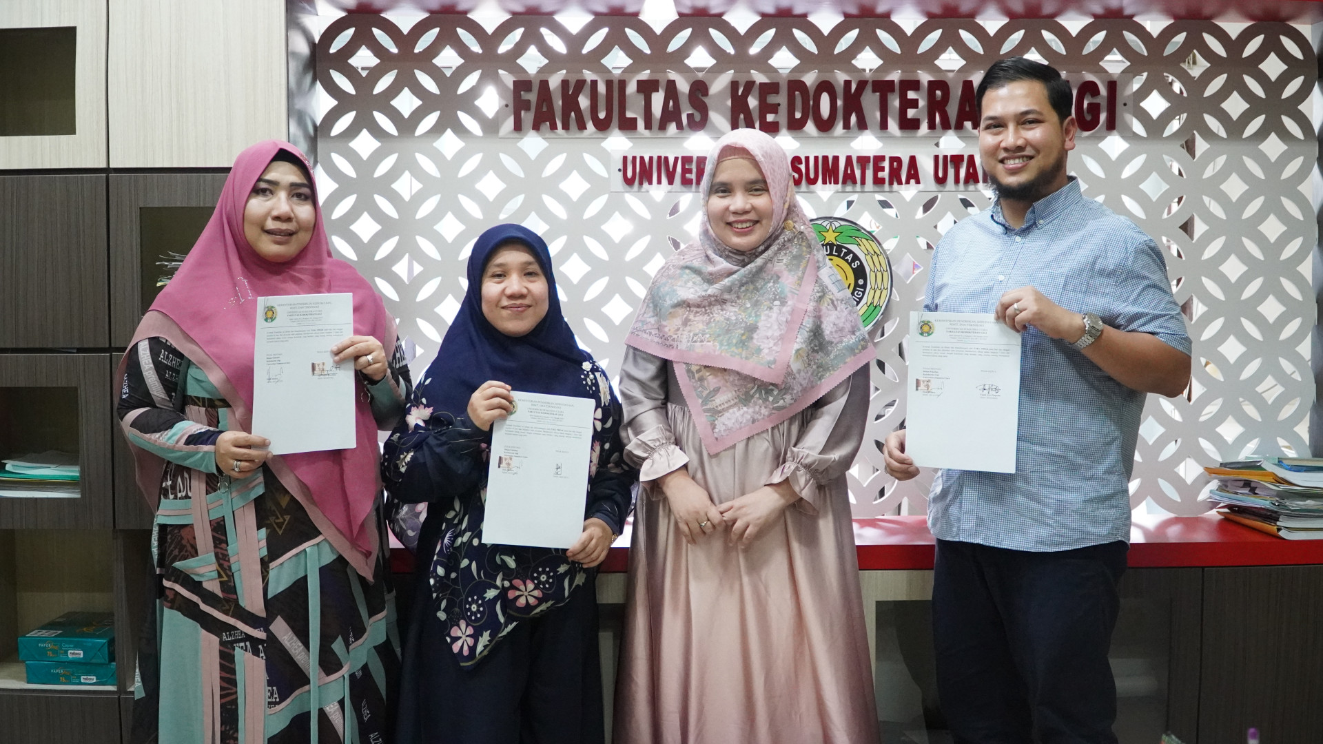 Penandatanganan Kelompok Penelitian Perintis Skema Penelitian Dasar dan Penelitian Dosen Muda/ Pemula di FKG USU
