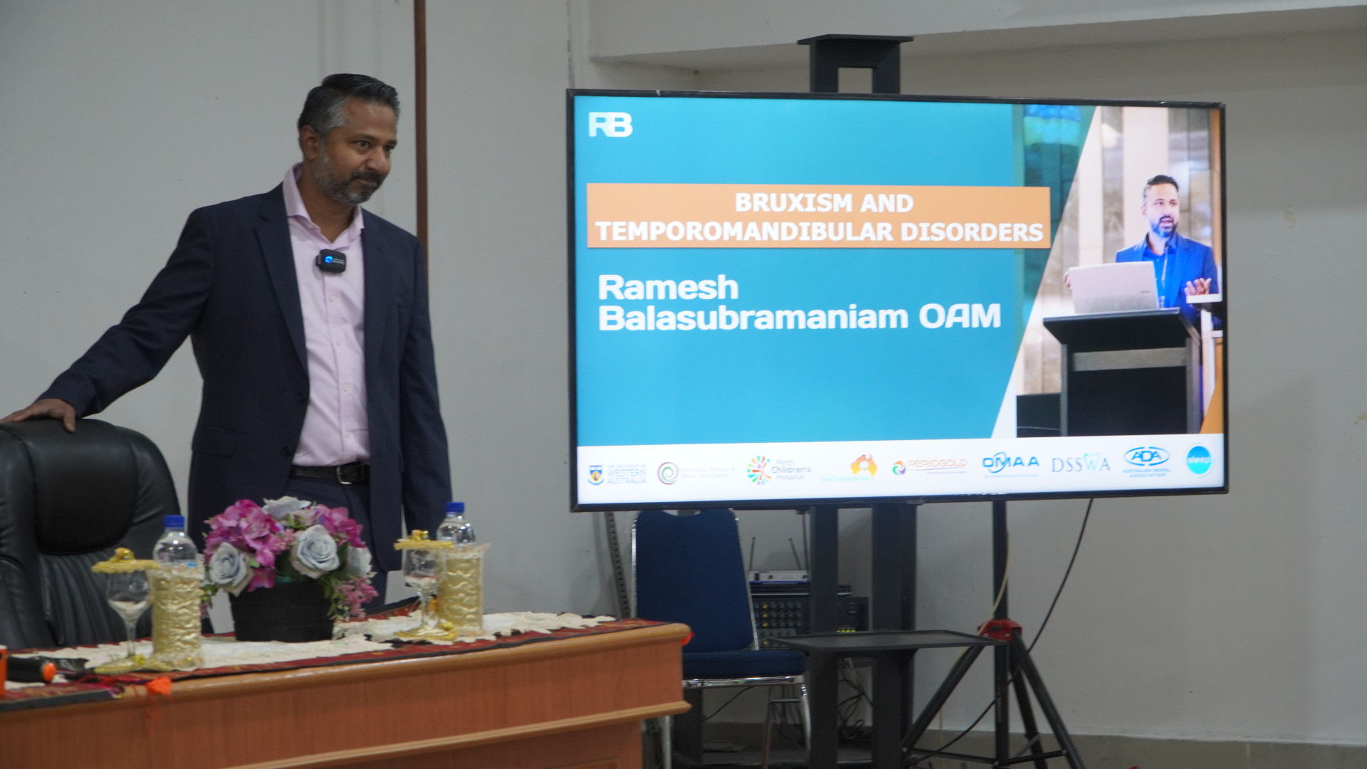Dalam meningkatkan Mutu Akademik PPDGS Prostodonsia mengundang Assoc. Prof. Ramesh Balasubramania, OAM dalam program World Class University Guest Lecture