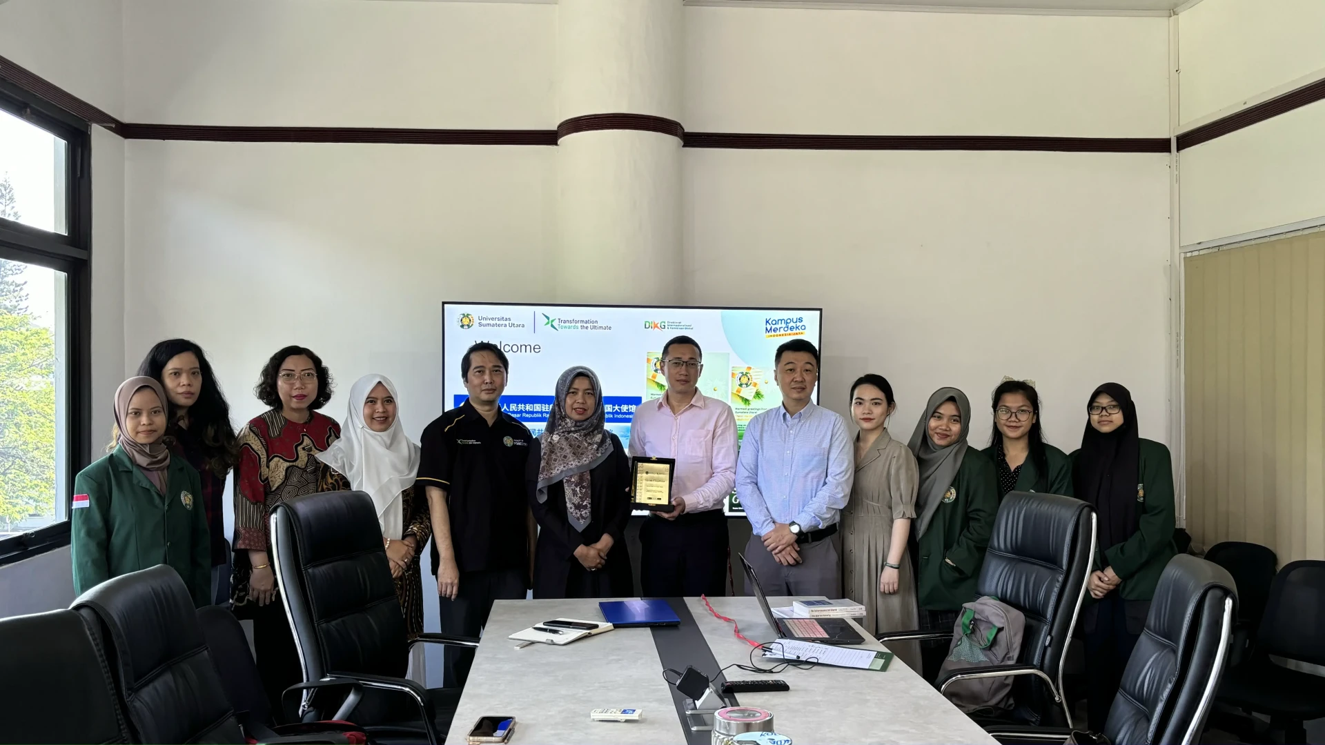 Chinese Embassy and Consulate Visits to Universitas Sumatera Utara for the Initiation of Cooperation