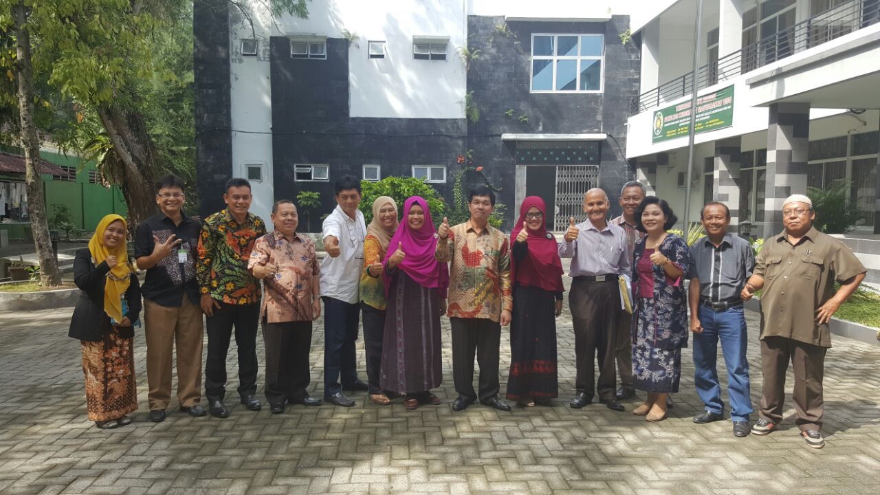 KUNJUNGAN REKTOR PASCA LIBUR IDUL FITRI 1437 H