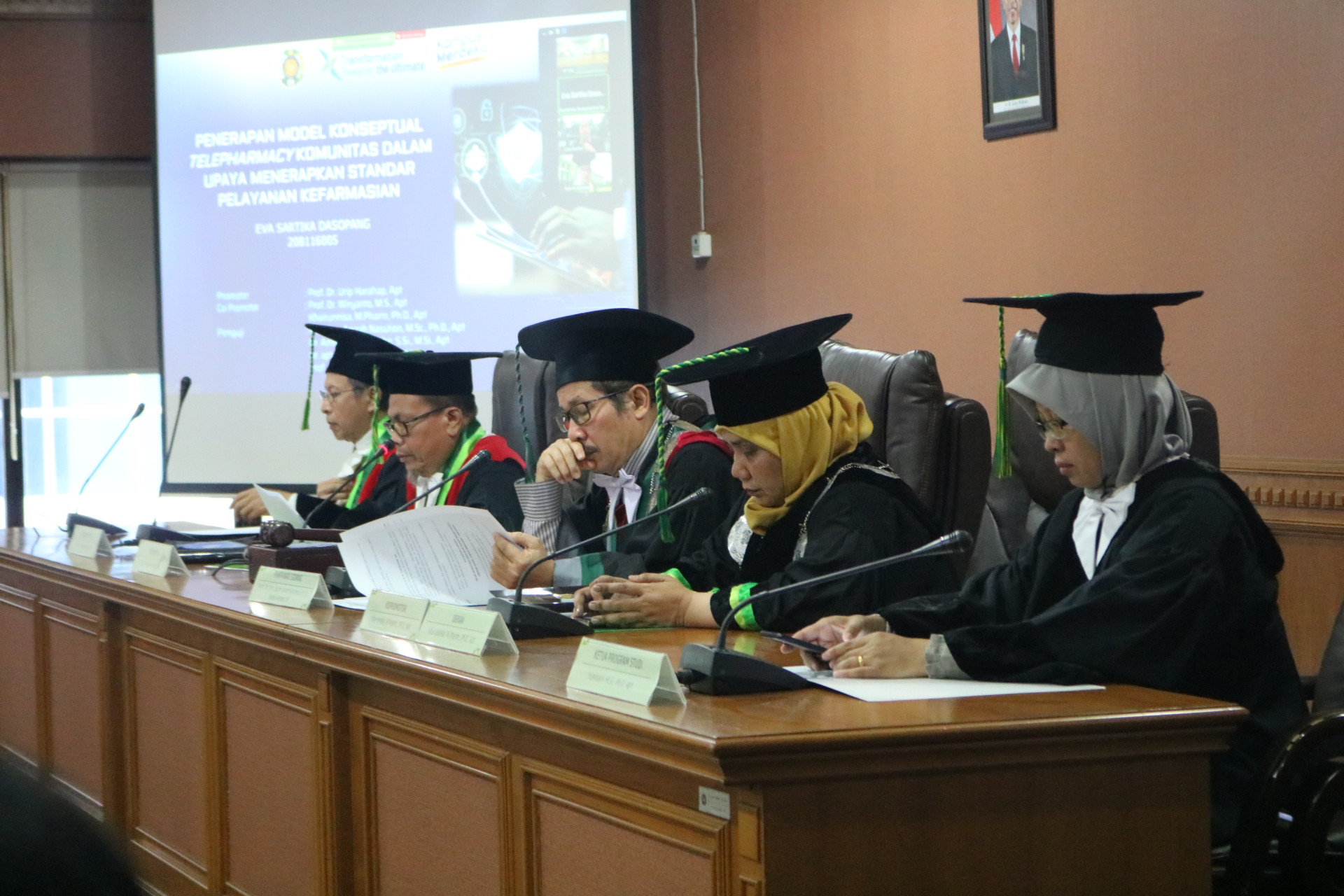 DOCTORAL PROMOTION EXAMINATION (OPEN SESSION) PHARMACY DOCTORAL PROGRAM UNIVERSITAS SUMATERA UTARA FACULTY OF PHARMACY
