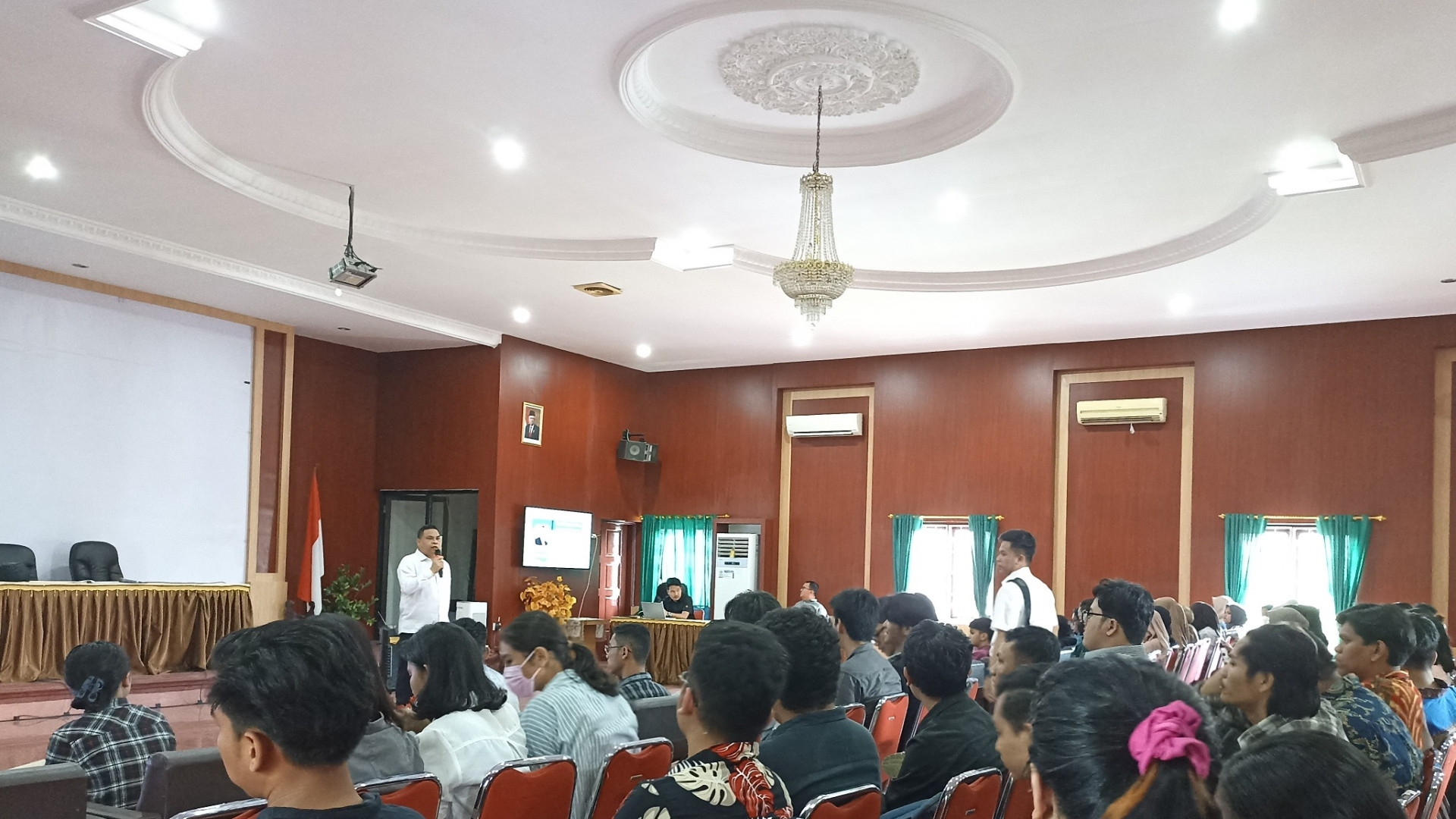 USU Faculty of Law Holds Alumni Teaching Program for 69th Anniversary