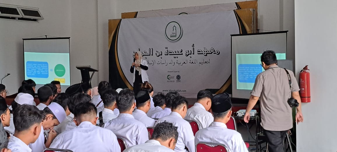 Community Service with the title “Increasing Students' Knowledge of Dental Functions and Structures as an Effort to Improve Quality of Life” was held.
