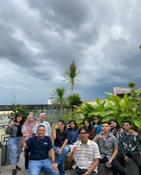 Welcome Party (2023)