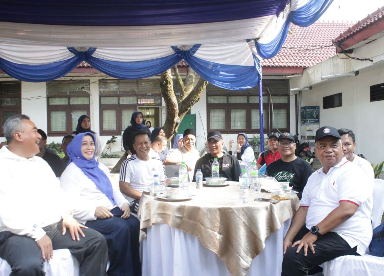 USU FIB with Alumni to Realize Internationalization