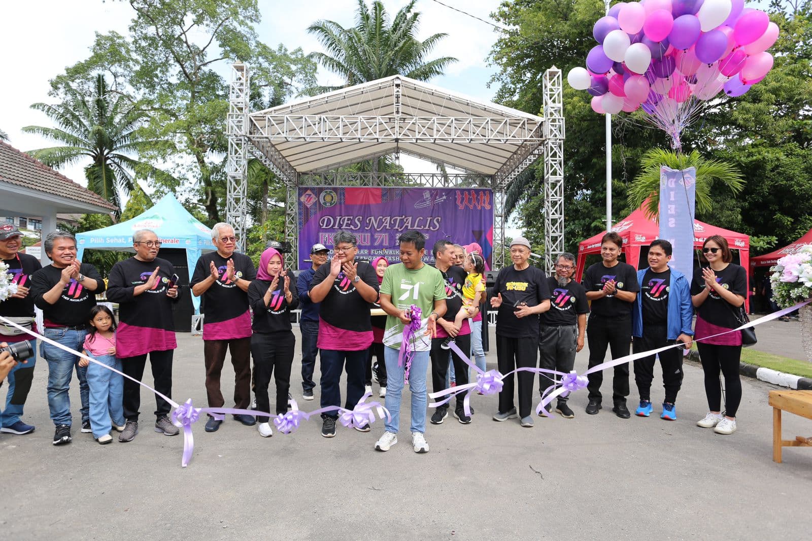 FK USU Holds "Ulos" Theme at 71st Anniversary