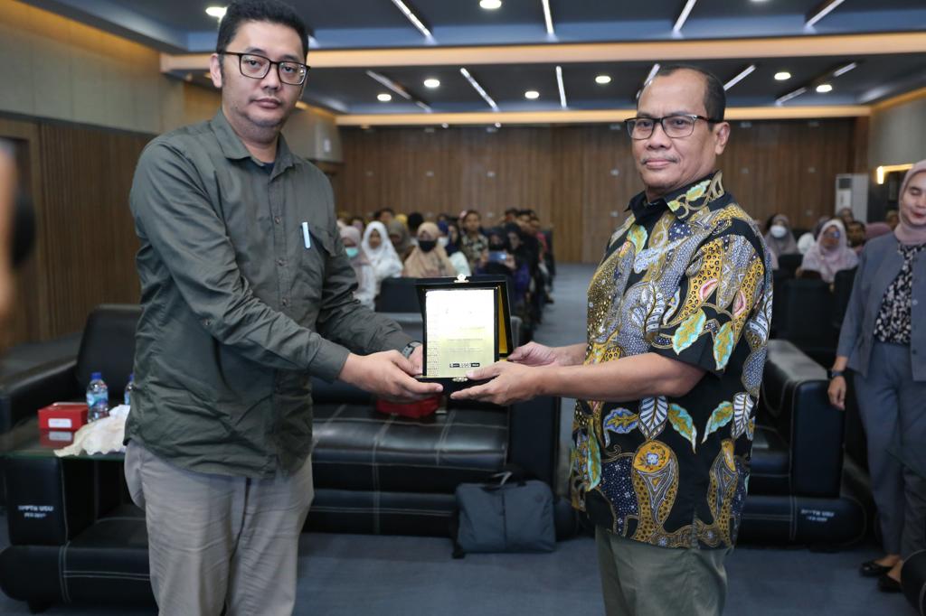 Ditmawa USU Holds Training on Tracer Study Call Center