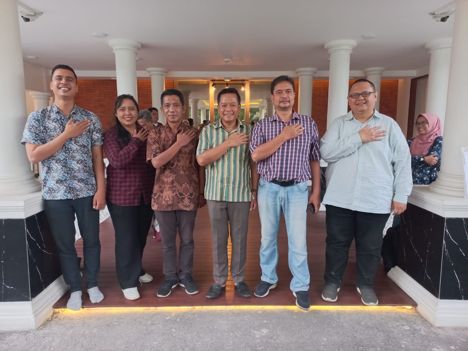 PANTARLIH Officers, along with KPU Medan Coklit USU Rector