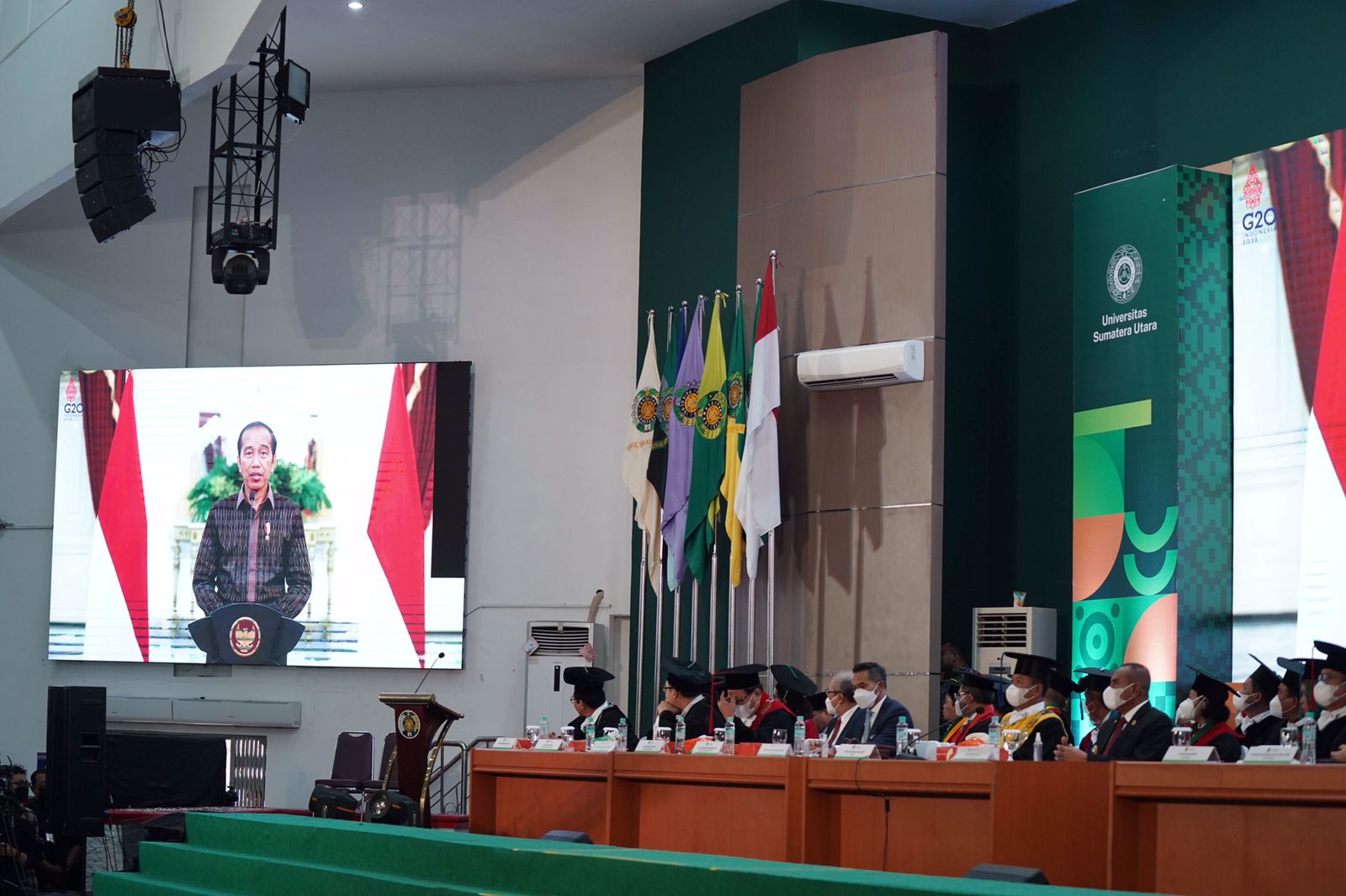 President Joko Widodo Appreciates USU for Creating Excellent