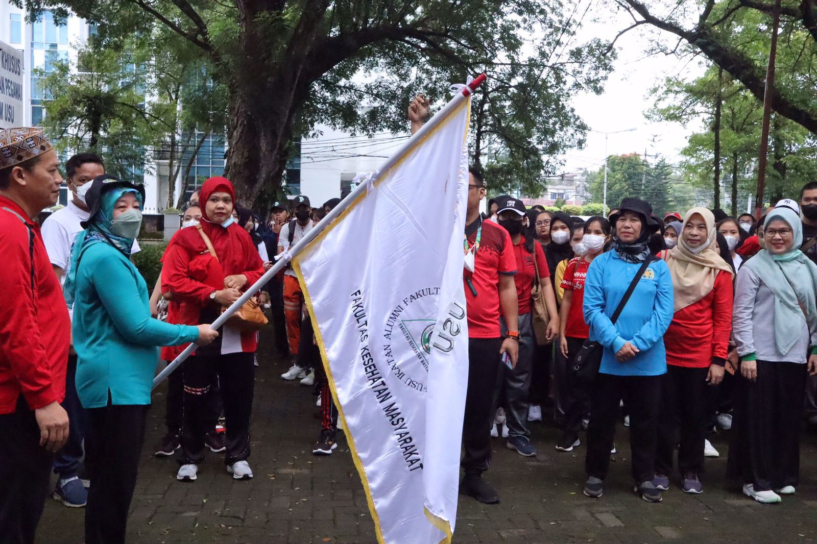 IKA FKM USU Holds Fun Walk and Inauguration