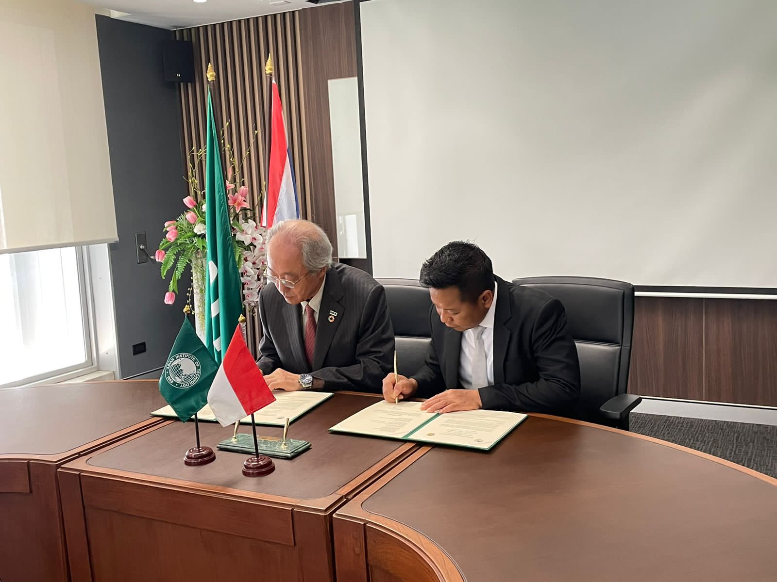 International Collaboration USU AIT Thailand Cooperation