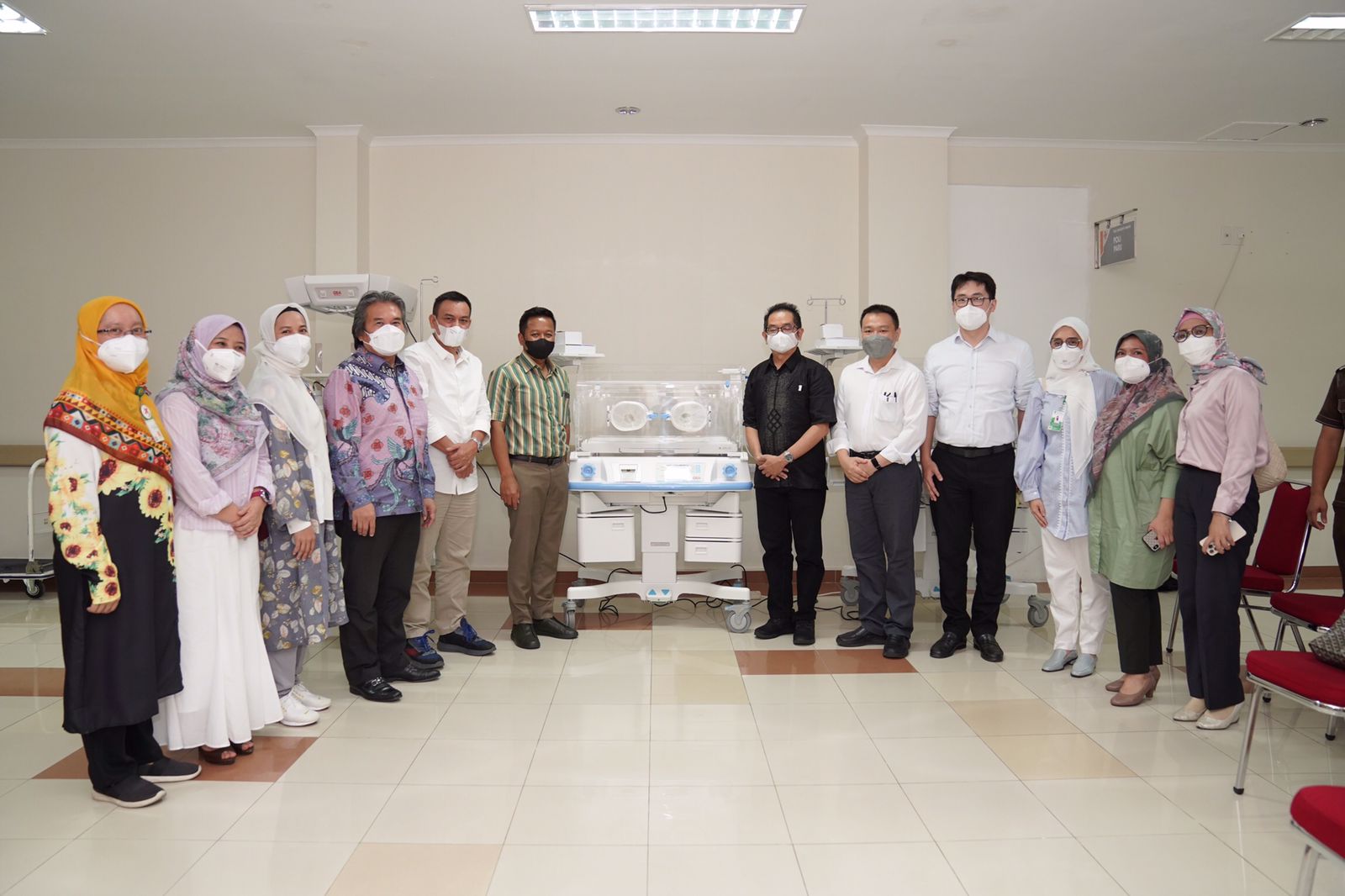 USU Hospital Receives Medical Equipment from Sari Incofood