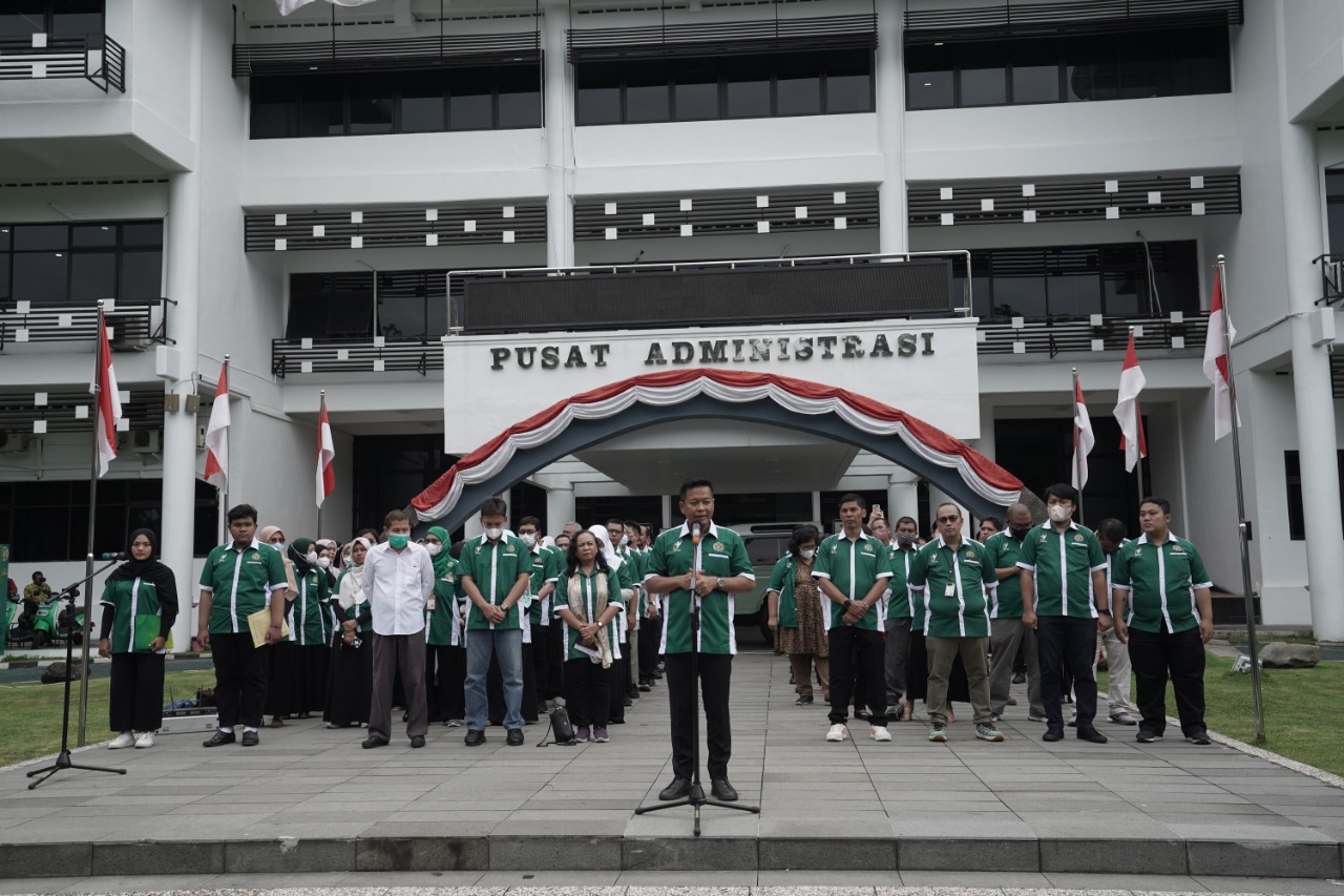 1,900 KKNT 2022 Students Released by The Rector of USU