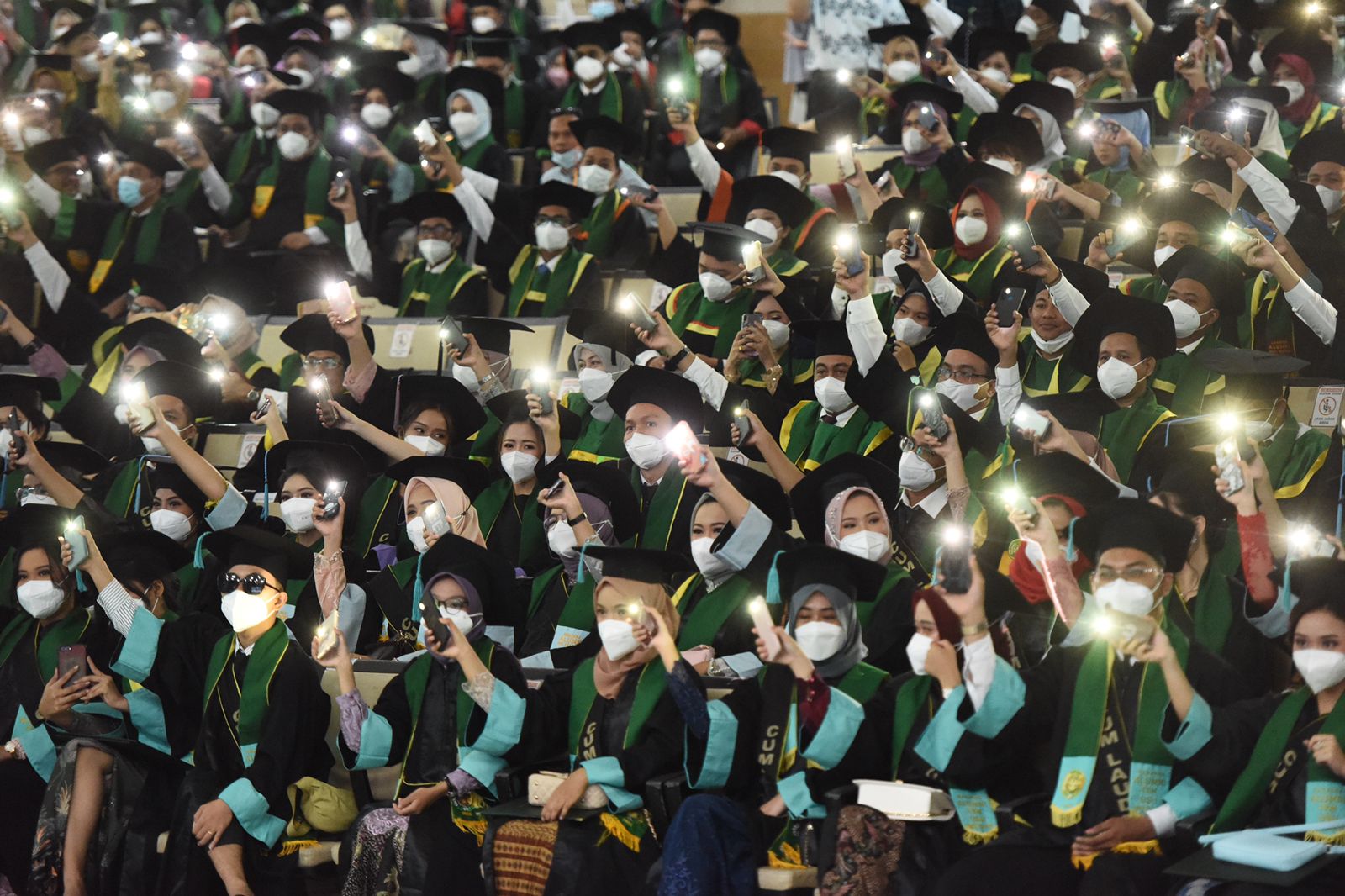 1,150 USU Graduates Inaugurated, Rector Delivers Three Messages
