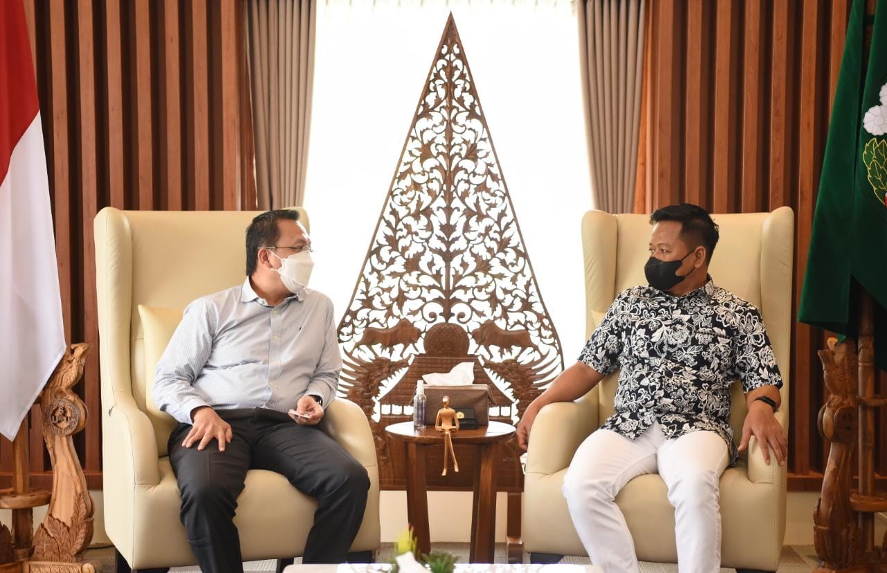 Regional CEO of BSI Meet with the Rector of USU