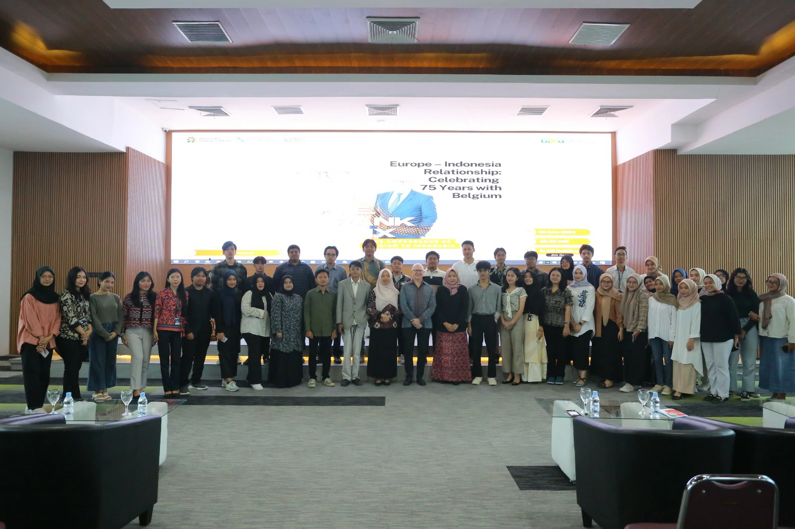 Public Lecture Commemorates 75 Years of Indonesian Diplomatic Relations