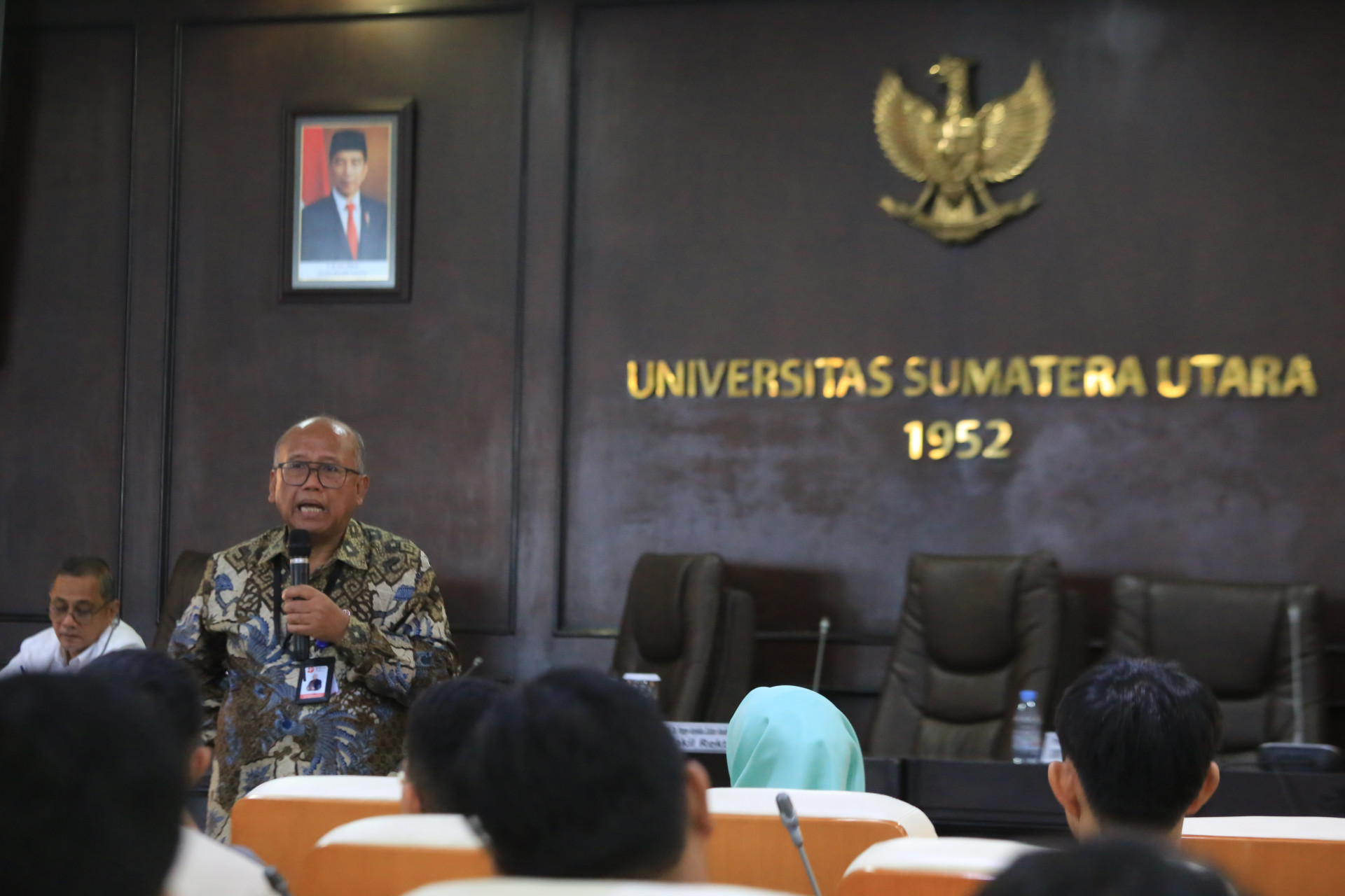 USU Promotes Renewable Energy Transition in Public Lecture