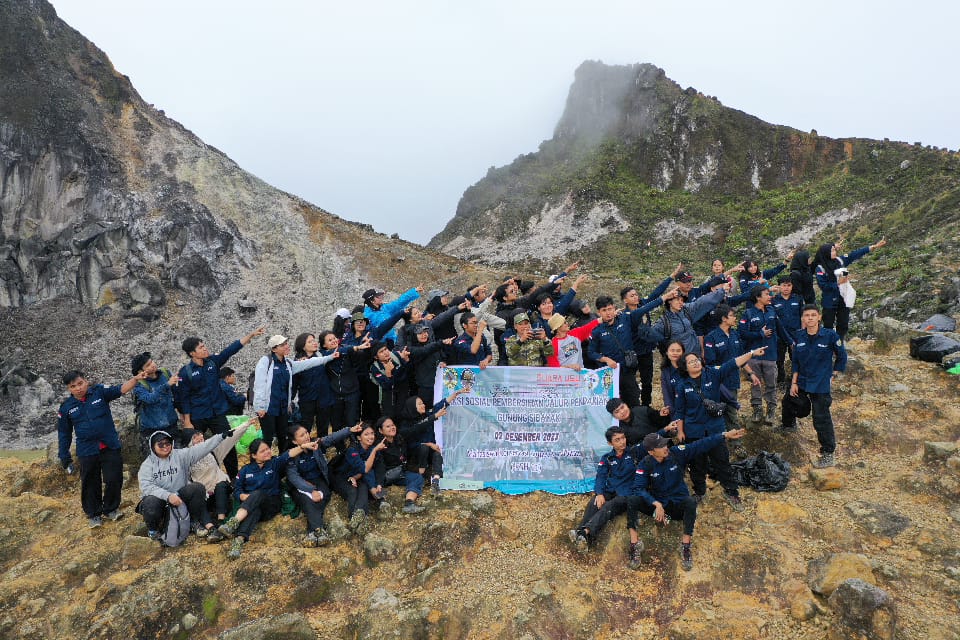 PBL FAHUT, Collaboration to Clean up Mountain Area Waste