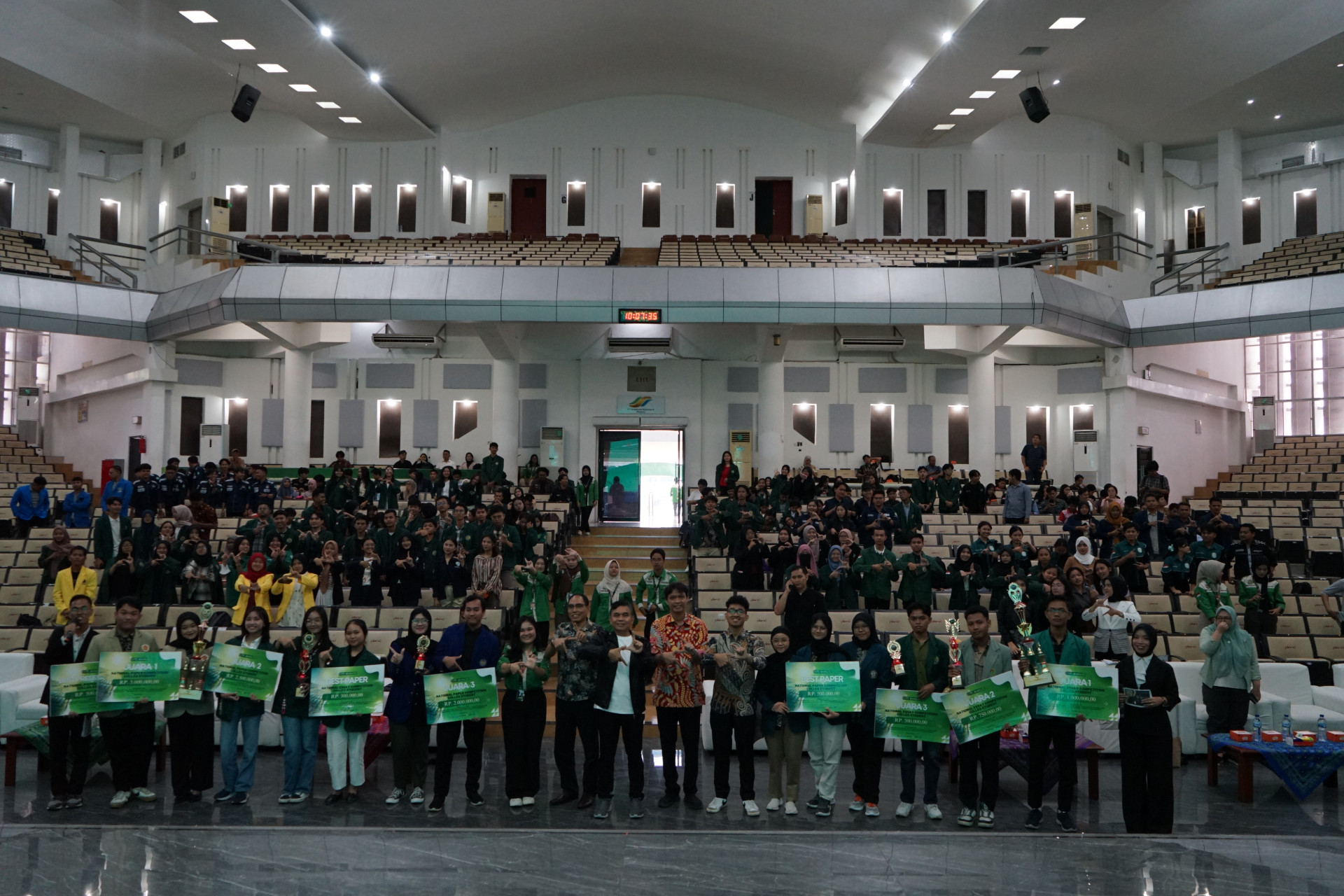 USU Students Hold National Seminar, Encouraging Youth to be Active in Energy Transition