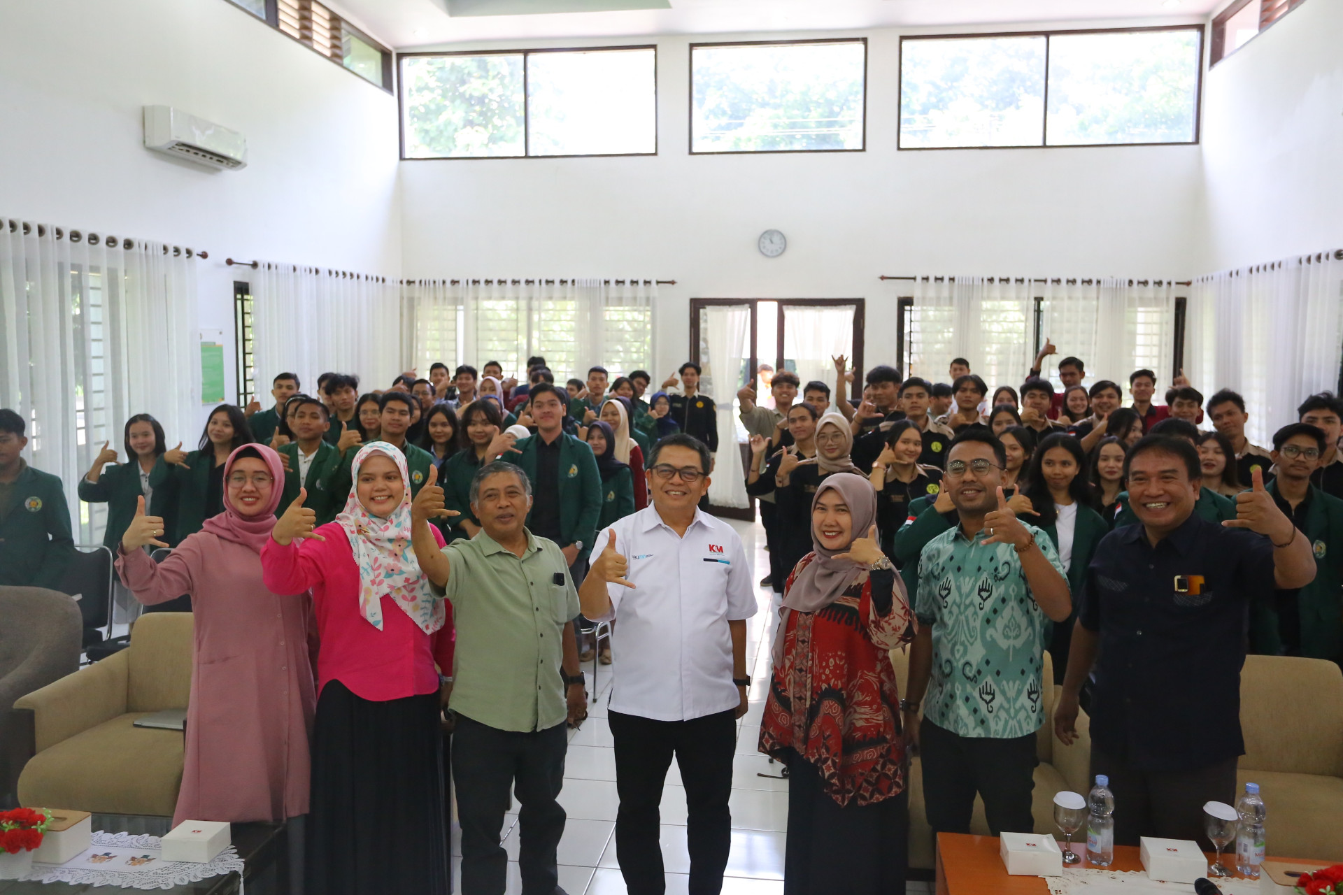 Faculty of Vocational Studies USU Holds KIM Teaching, Collaborates with Industry