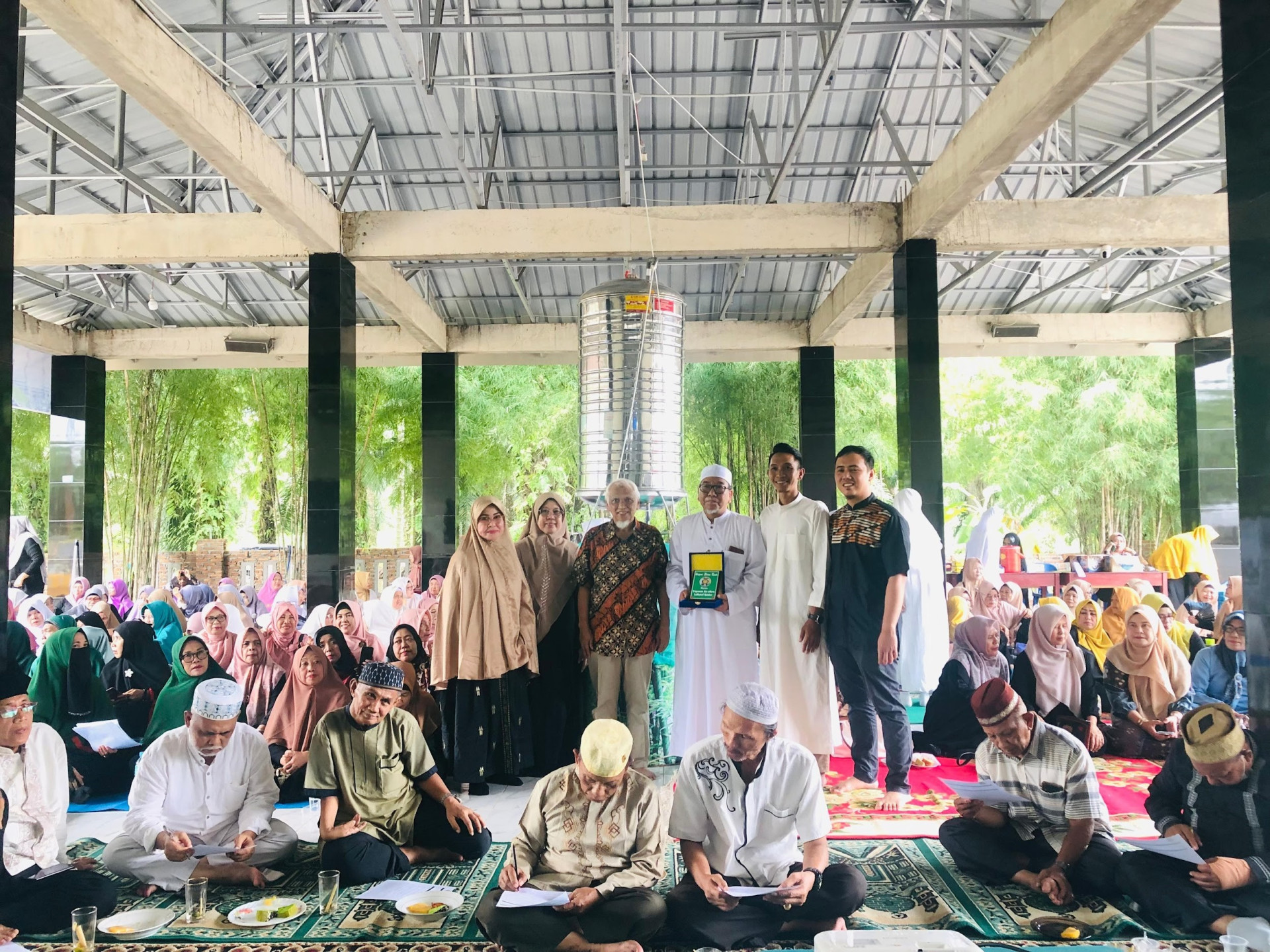 Community Service: Lecturers at the Faculty of Pharmacy, Universitas Sumatera Utara (USU) Conduct Education and Counseling on Drinking Water Management at the Az-zikro Lailatul Qodar Foundation, Deli Serdang