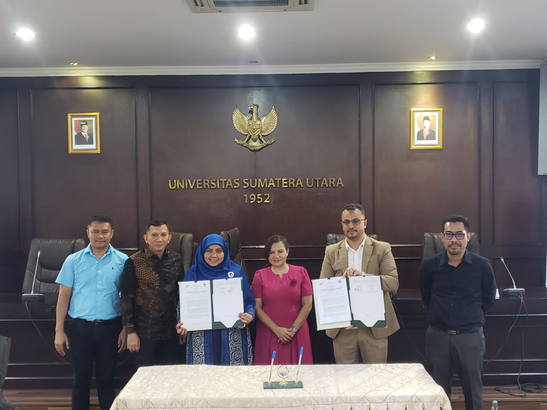 Signing of the Memorandum of Agreement (MoA) between the USU Faculty of Pharmacy and PT Pacific Medan Industri (PAMIN)
