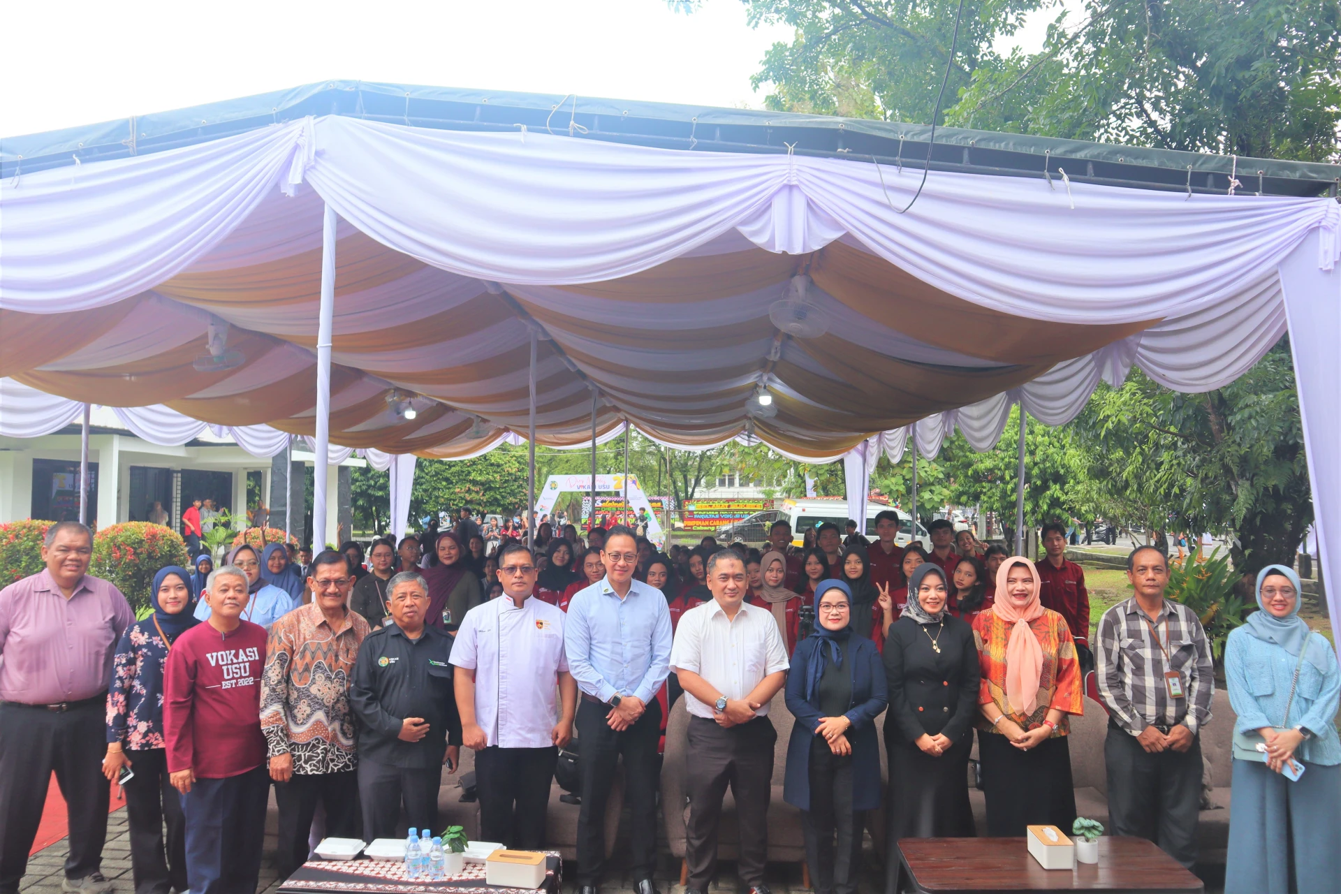 Competition, Entertainment, Job Fair, Blood Donation, and Bazaar Enliven the 2nd Anniversary of USU Faculty of Vocational Studies