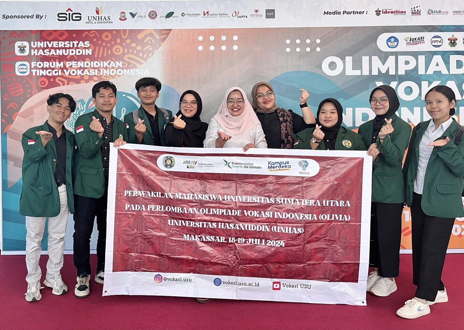 Diploma Program in Pharmacy and Food Analysis Students of the Faculty of Vocational Education USU Participate in the 9th Indonesian Vocational Olympiad (OLIVIA) at Universitas Hasanuddin