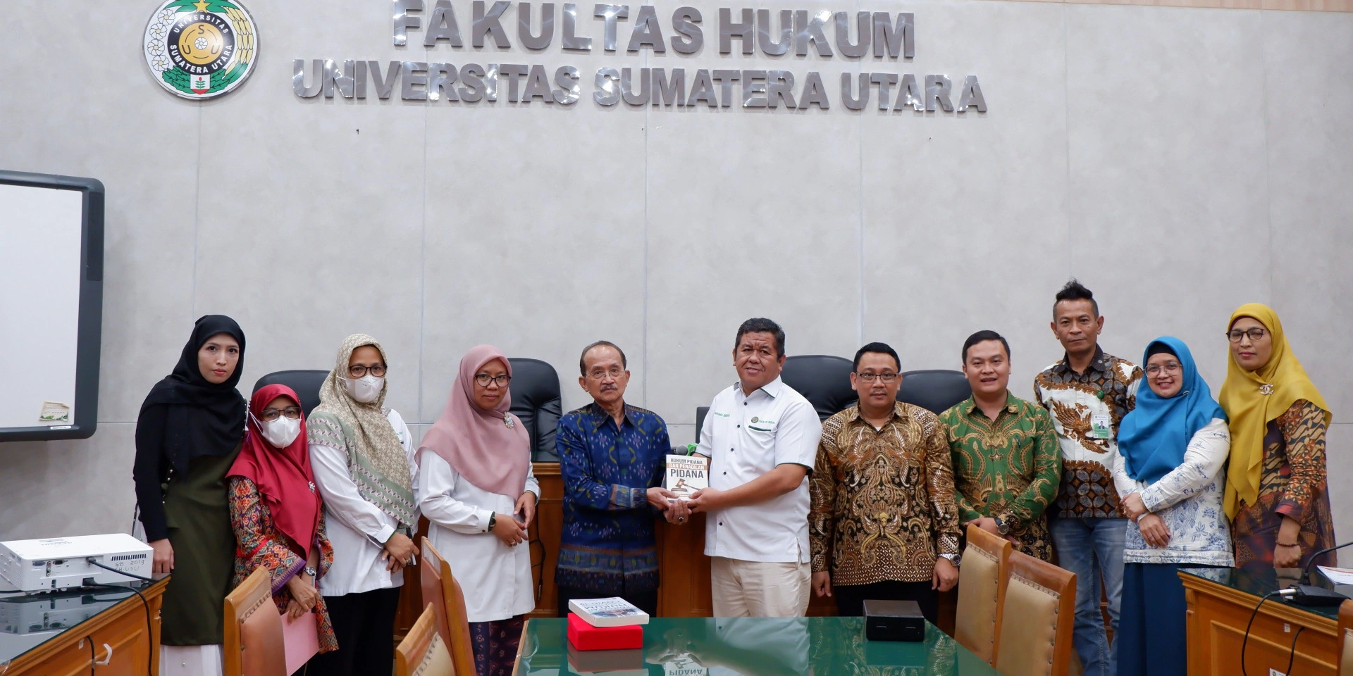FH USU Receives Benchmarking Visit and Visiting Professor FH UPN Veteran Jakarta