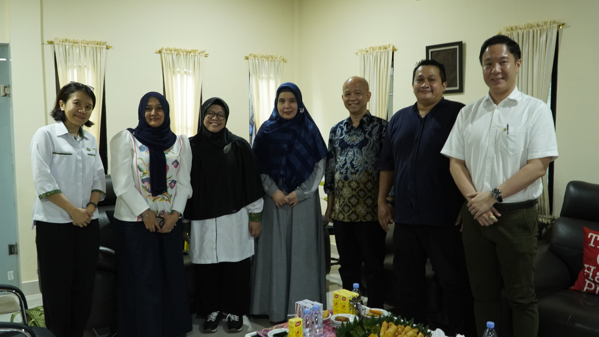 STIKes Helvetia Explores Strategic Partnership with the Faculty of Dentistry USU