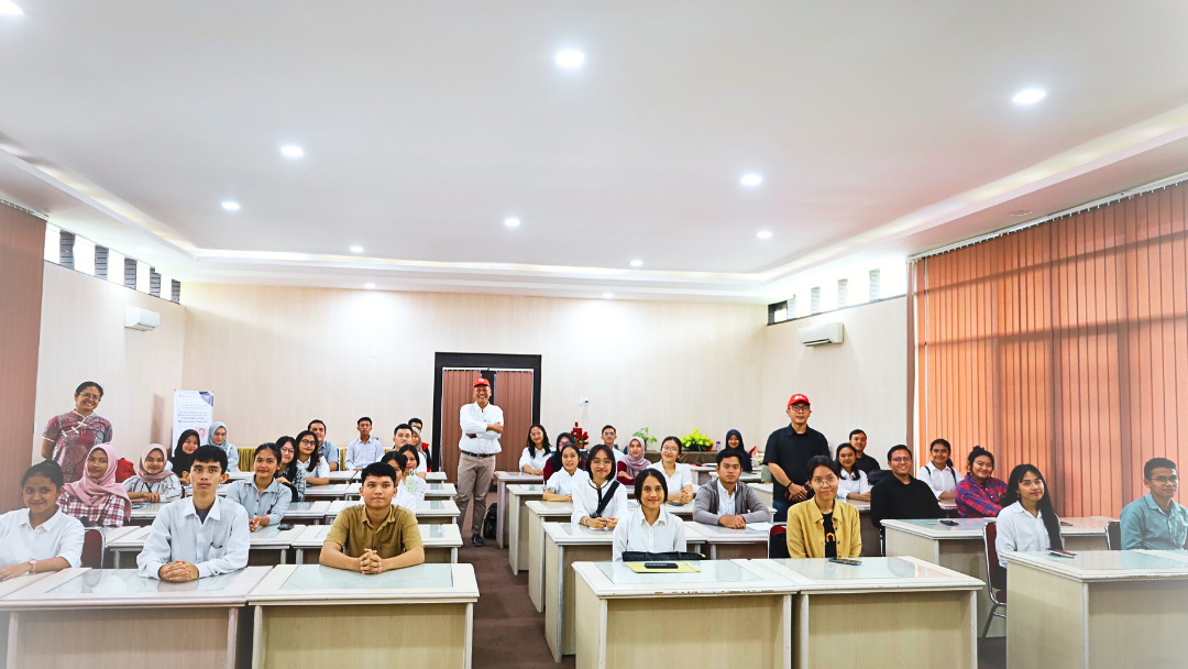 104 Students from the USU Faculty of Agriculture Receive Scholarships from the JHL Merah Putih Kasih Foundation