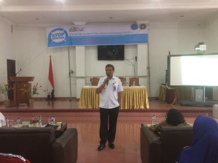 USU FACULTY OF LAW AND NORTH SUMATRA BNNP CONDUCTED LEGAL COUNSELING ON THE IMPACT OF NARCOTICS FOR THE YOUNG GENERATION IN COMMEMORATION THE 63RD DIES NATALIS OF USU FACULTY OF LAW