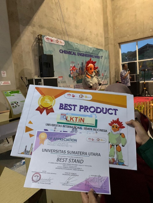 Students from USU Chemical Engineering Received the Best Product and Best Stand Awards at the Chemical Engineering Week 5th Event