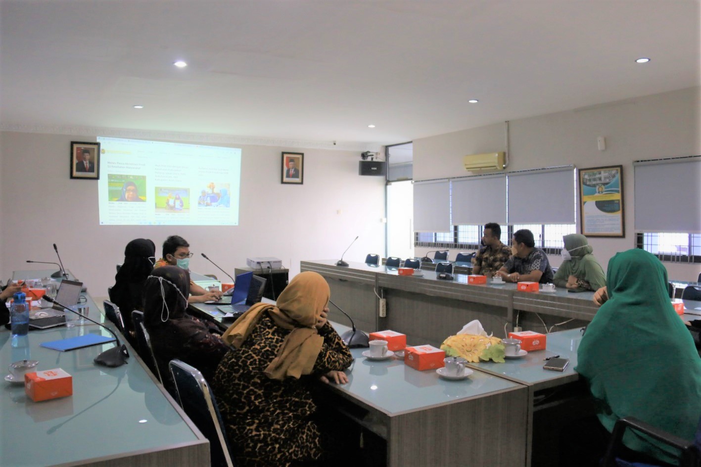 Public Relations Team of FKG USU Visits FKM USU