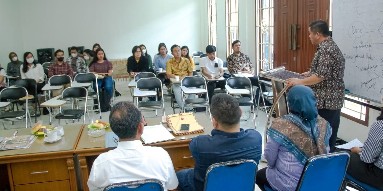 Penutupan Program Magang Bersertifikat MBKM Kerjasama Fakultas Hukum USU dengan DPC Peradi Medan