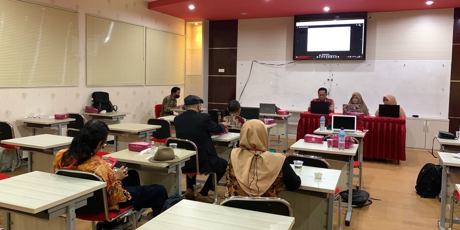 Delegasi Fakultas Hukum USU Terlibat Aktif Dalam Konferensi Nasional P3HKI Terkait Perancangan Materi Ajar Minimal Hukum Ketenagakerjaan