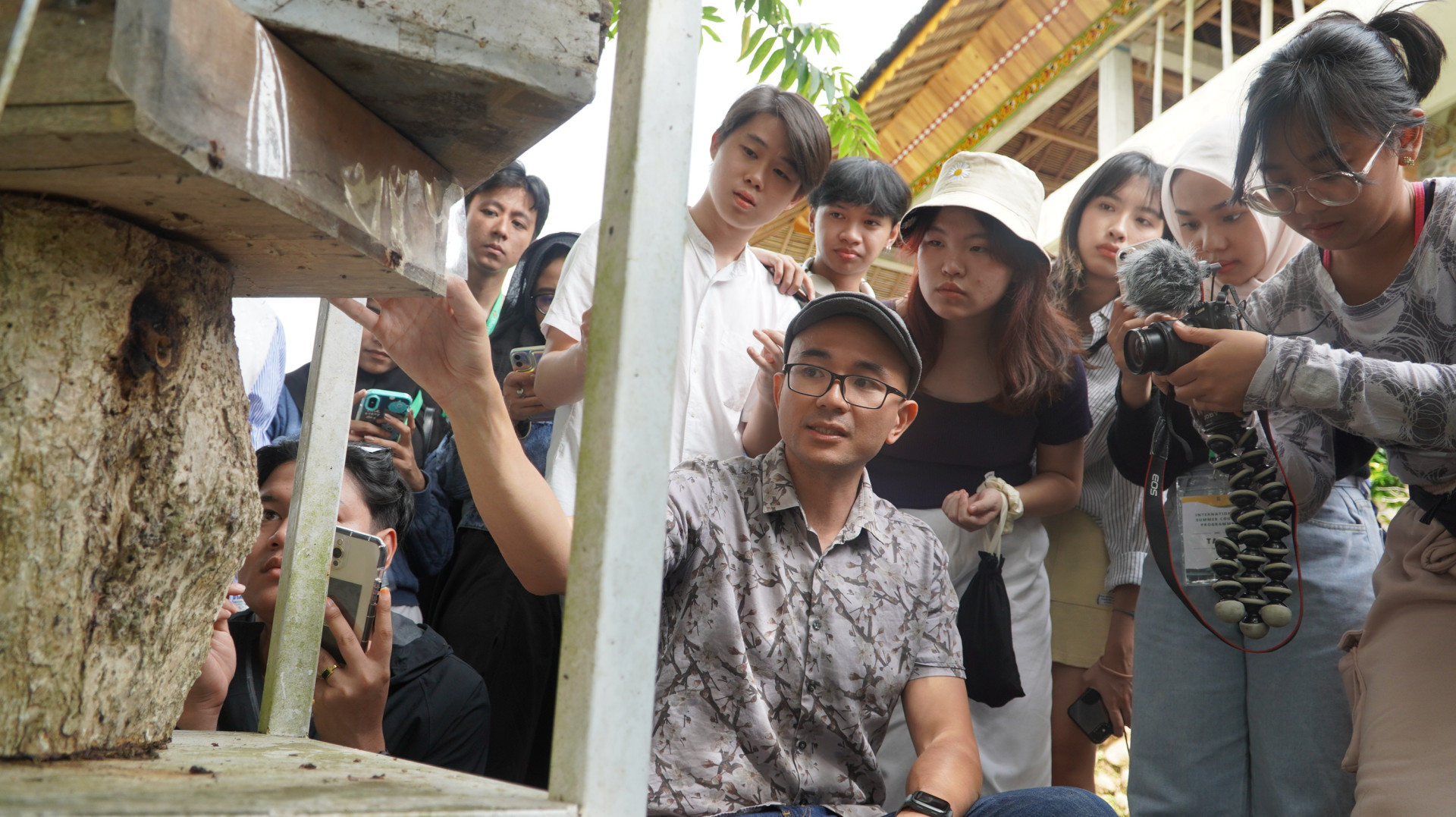 Faculty of Dentistry International Summer Course Participants carried out a Field Trip at Kebun Efi (9 July 2023)