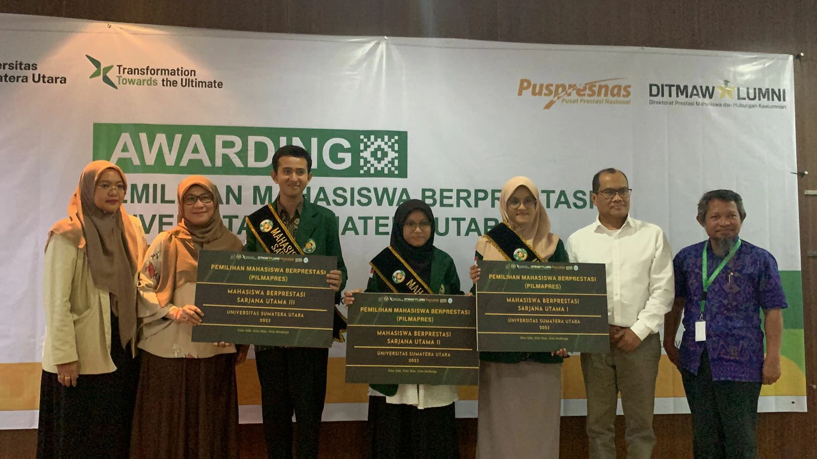 Mahasiswa Prodi Sarjana Fisika FMIPA Mendapatkan Juara 2 Pilmapres Tingkat USU