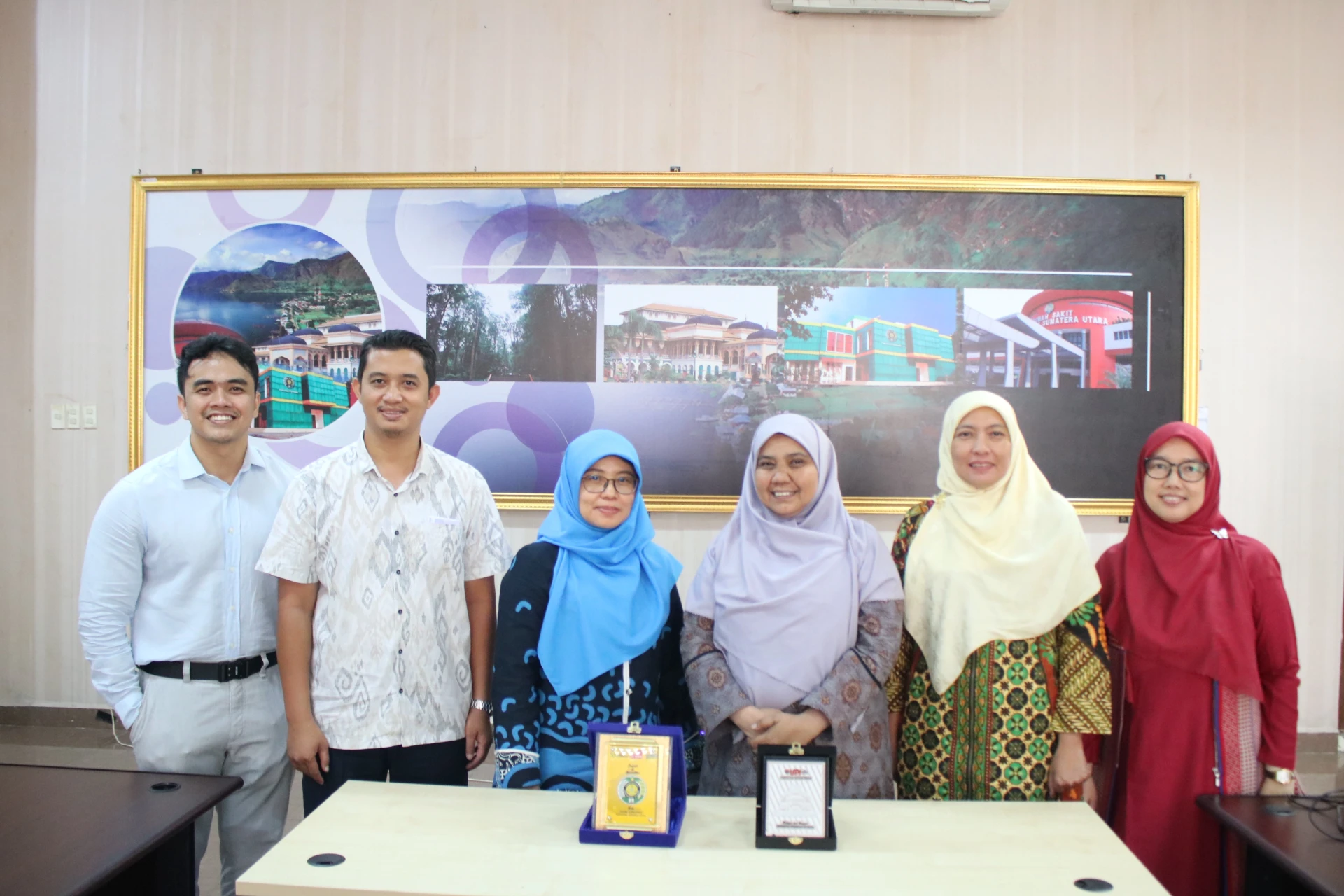 USU Faculty of Pharmacy and UPI Faculty of Medicine Establish Academic Collaboration through MoA