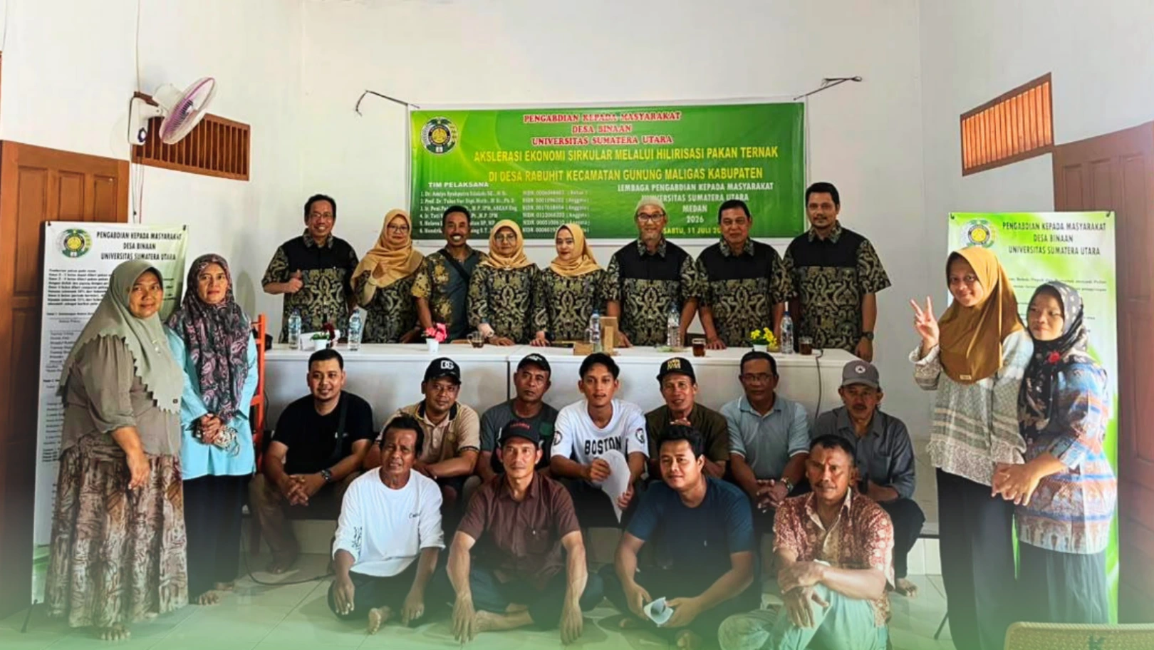 Community Empowerment: USU’s Assisted Village Team Provides Training on Pellet Feed and Organic Fertilizer Production in Rabuhit Village