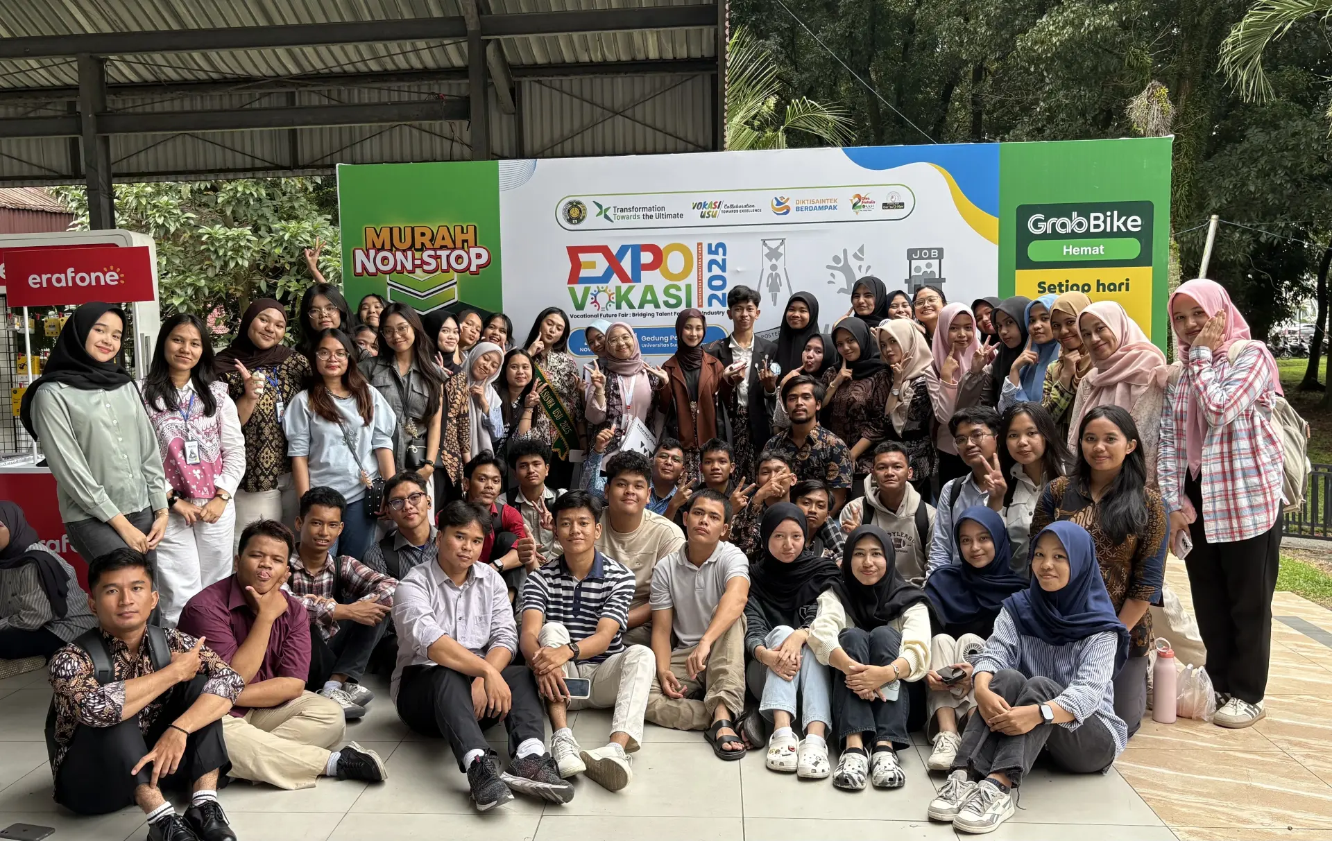 Public Sector Accounting Students Showcase Innovations and Innovative Products at Vocational Expo