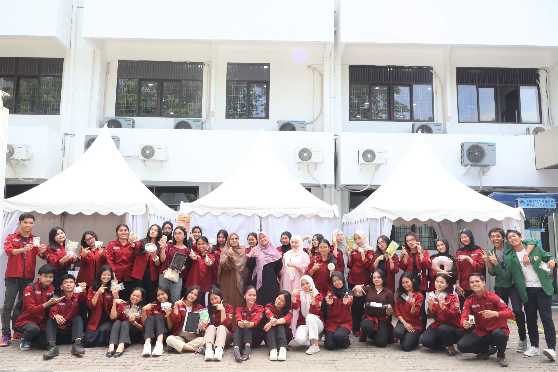 Pameran Produk Project Bisnis Prodi Perbankan dan Keuangan Fakultas Vokasi USU Dorong Jiwa Kewirausahaan Mahasiswa