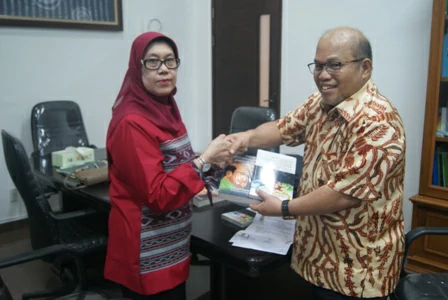 Dean of the Faculty of Pharmacy Welcomed a Visit from the Chairman of National Association of USU Alumni