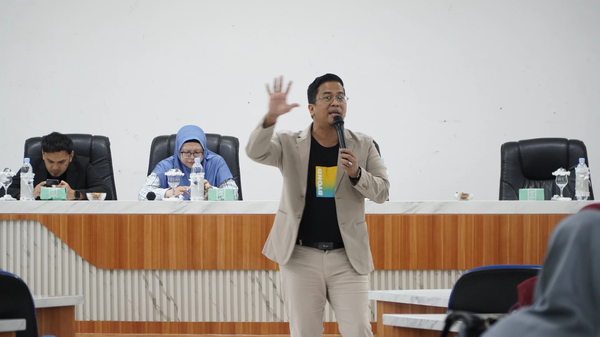 Enhancing Service Quality, FKG USU Holds “Service Excellent” Workshop in Collaboration with Bank Syariah Indonesia
