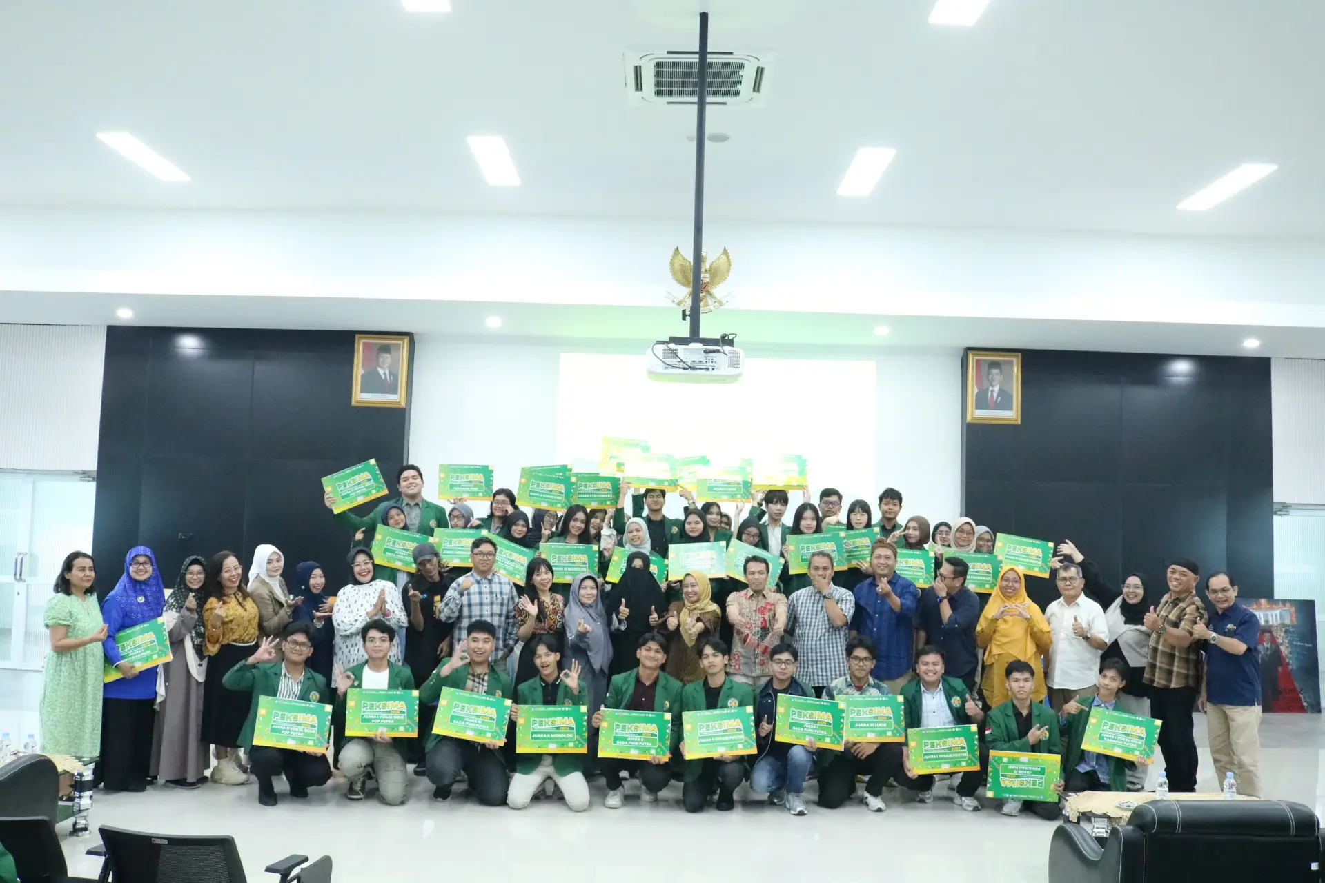 Prestasi Mahasiswa Fakultas Teknik di Pekan Seni Mahasiswa