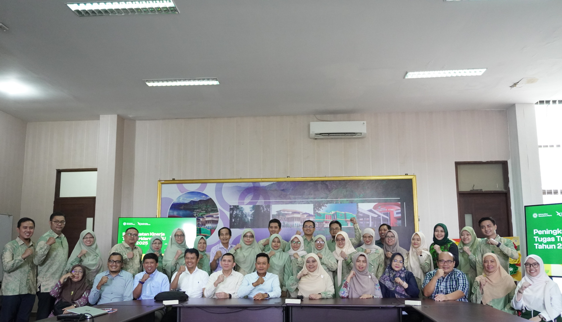 The Rector of USU Visited the Faculty of Pharmacy, Encouraging the Improvement of HR Performance and Strengthening Governance Towards Achieving SDGs