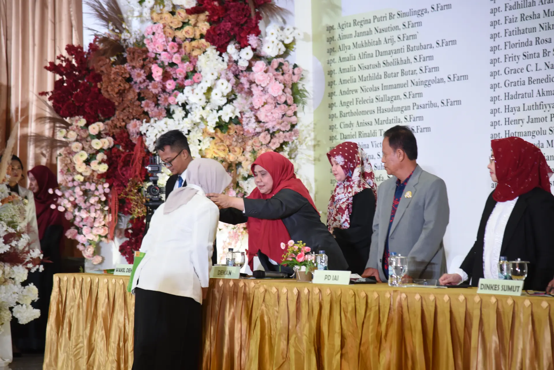 Fakultas Farmasi USU Lakukan Sumpah Apoteker Angkatan ke-39