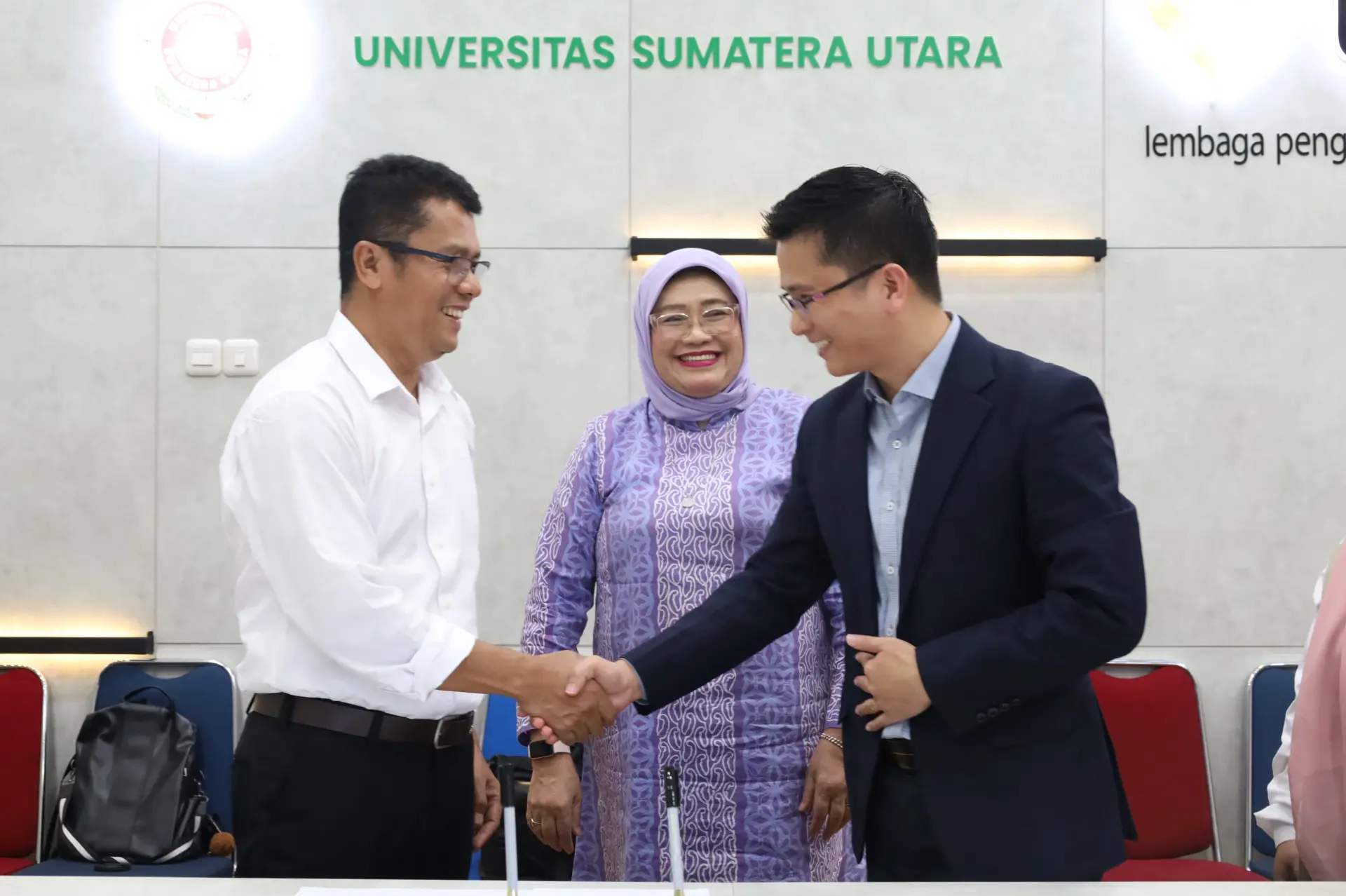 Penguatan Riset Global, USU dan International University Vietnam Resmi Jalin Kerja Sama